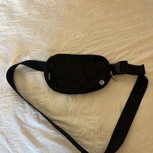 lululemon athletica Classic Black Belt Bag